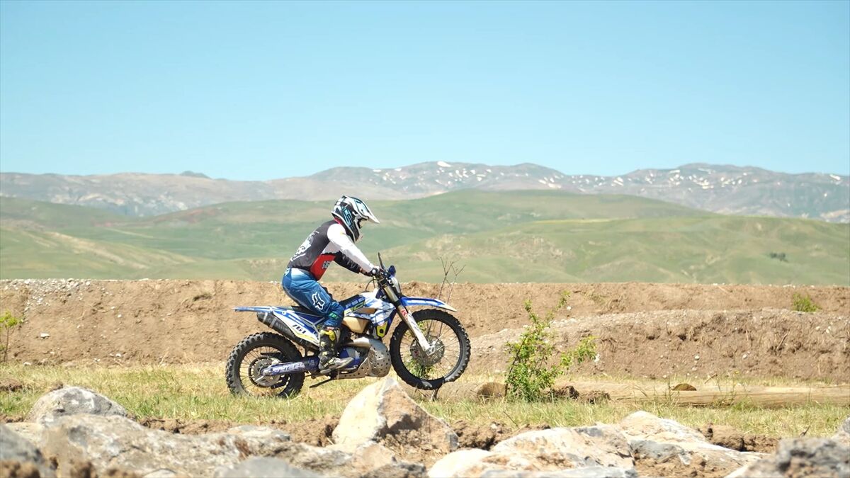 Ağrı'nın dağları motosiklet sesleriyle yankılanacak