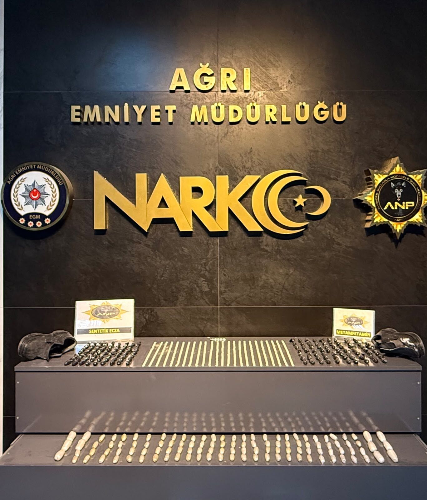 Ağrı'da uyuşturucuyla yakalanan İranlı 7 kişi tutuklandı