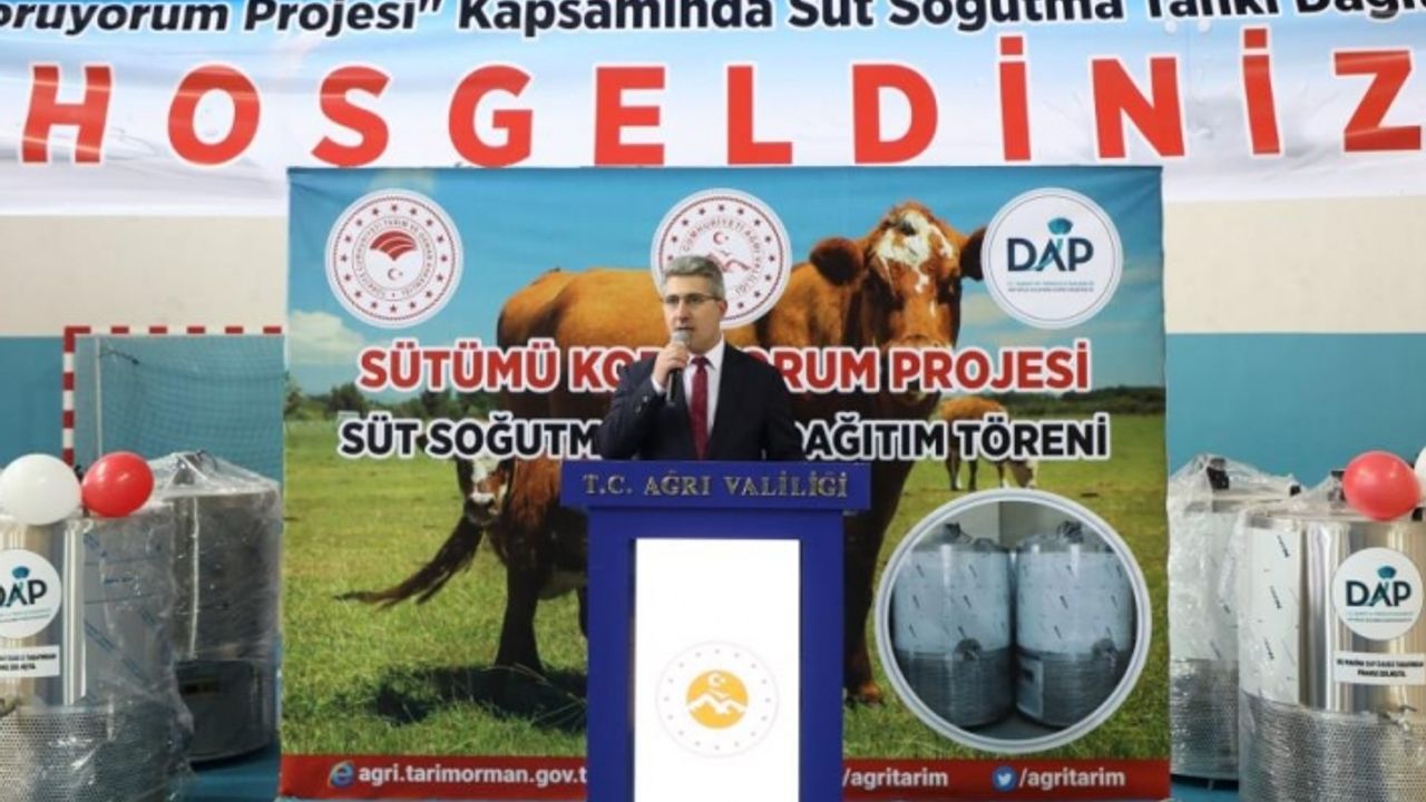 Ağrı’da süt soğutma tankı dağıtım töreni düzenlendi