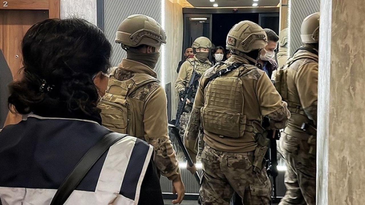 50 ilde nitelikli dolandırıcılık ve mali suç örgütlerine yönelik eş zamanlı "Girdap Operasyonu" başlatıldı