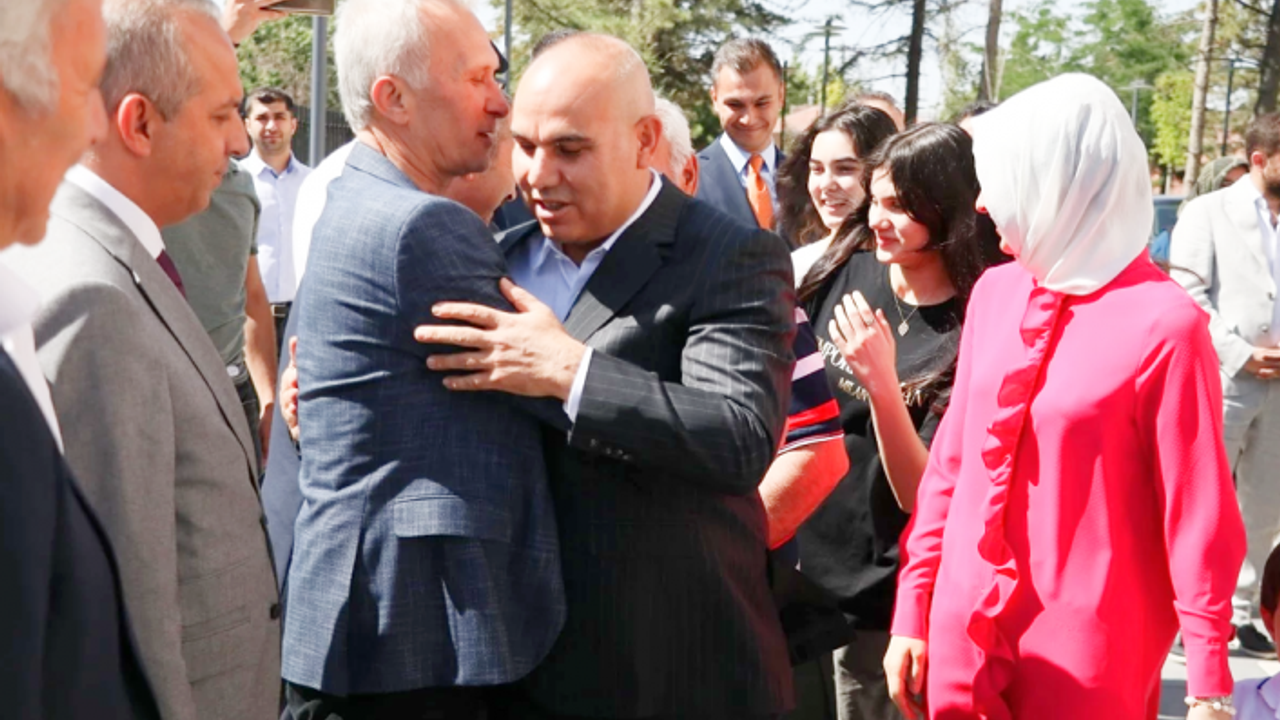 Ağrı Valisi olarak atanan Koç, Niğde'den uğurlandı