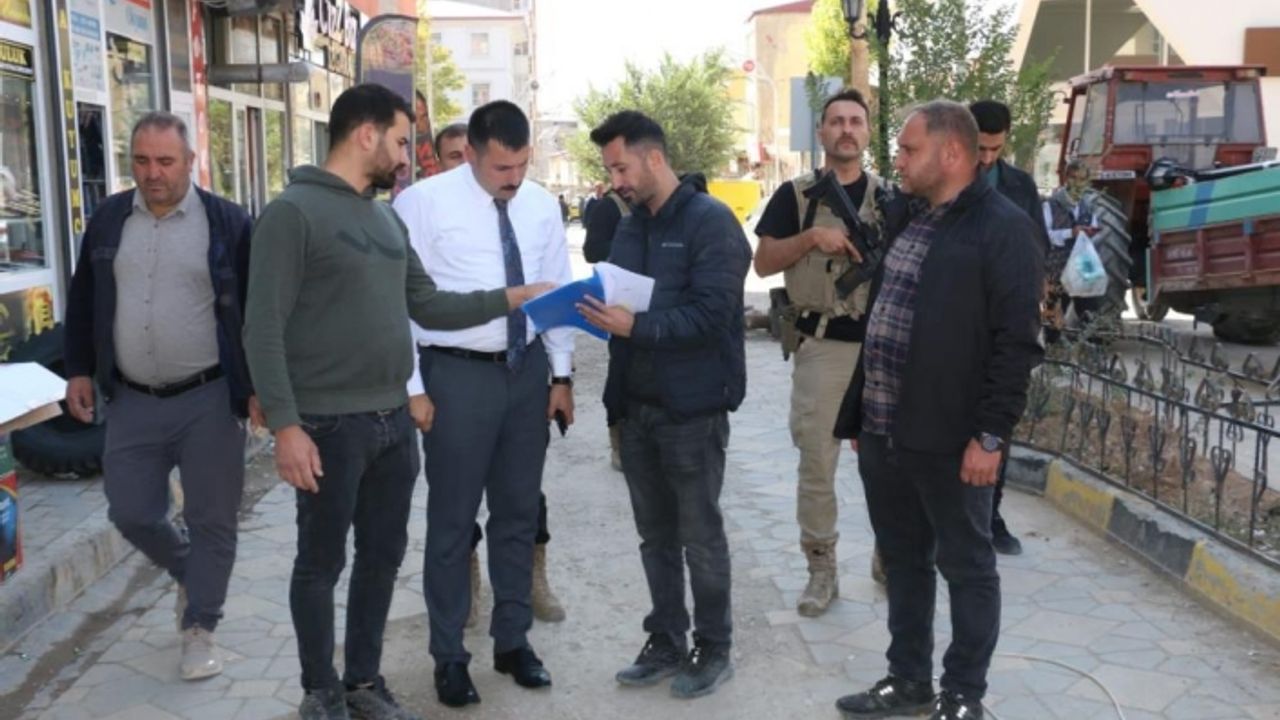 Diyadin’de İnönü ve Prestij caddeleri yenileniyor