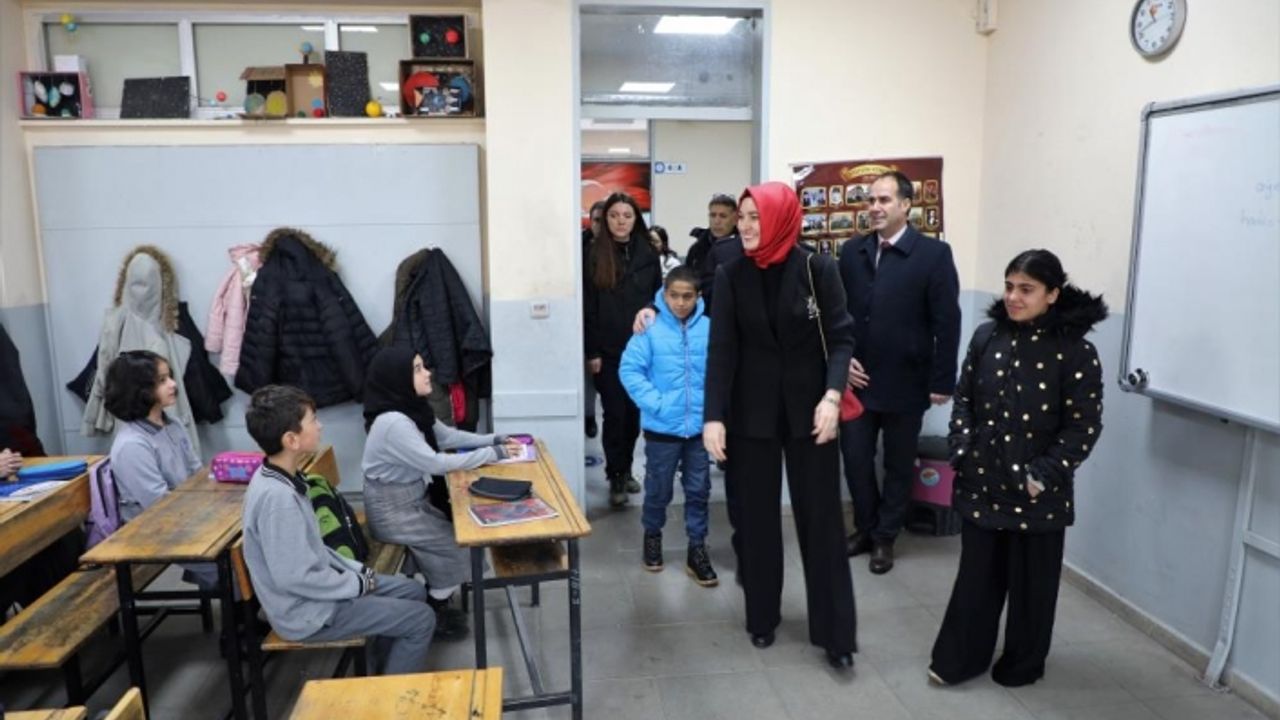 Ağrı'da, "Okulum Beni Bekler Projesi" ile 853 çocuk yeniden sıralara oturdu