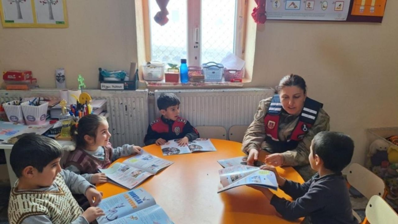 Ağrı'da öğrencilere mahremiyet eğitimi verildi