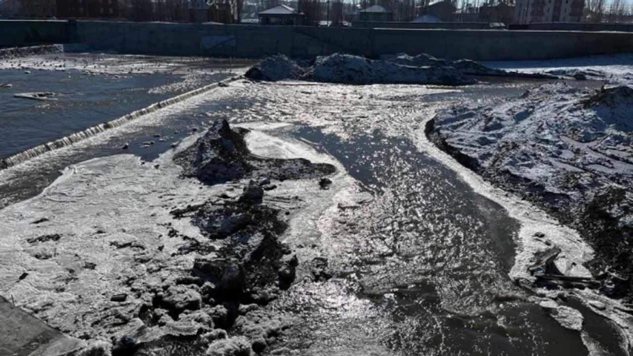 Ağrı’da soğuklar etkisini göstermeye devam ediyor