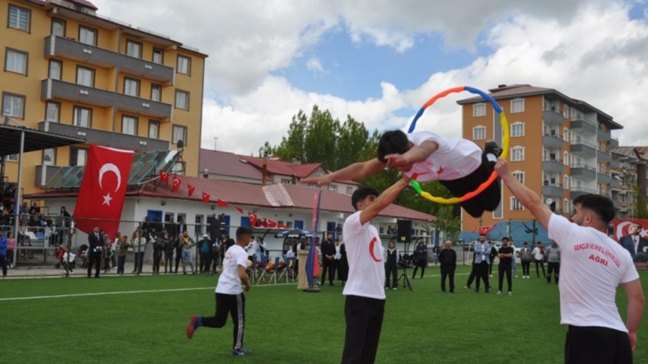 Eleşkirt ‘te 19 Mayıs coşkuyla Kutlandı