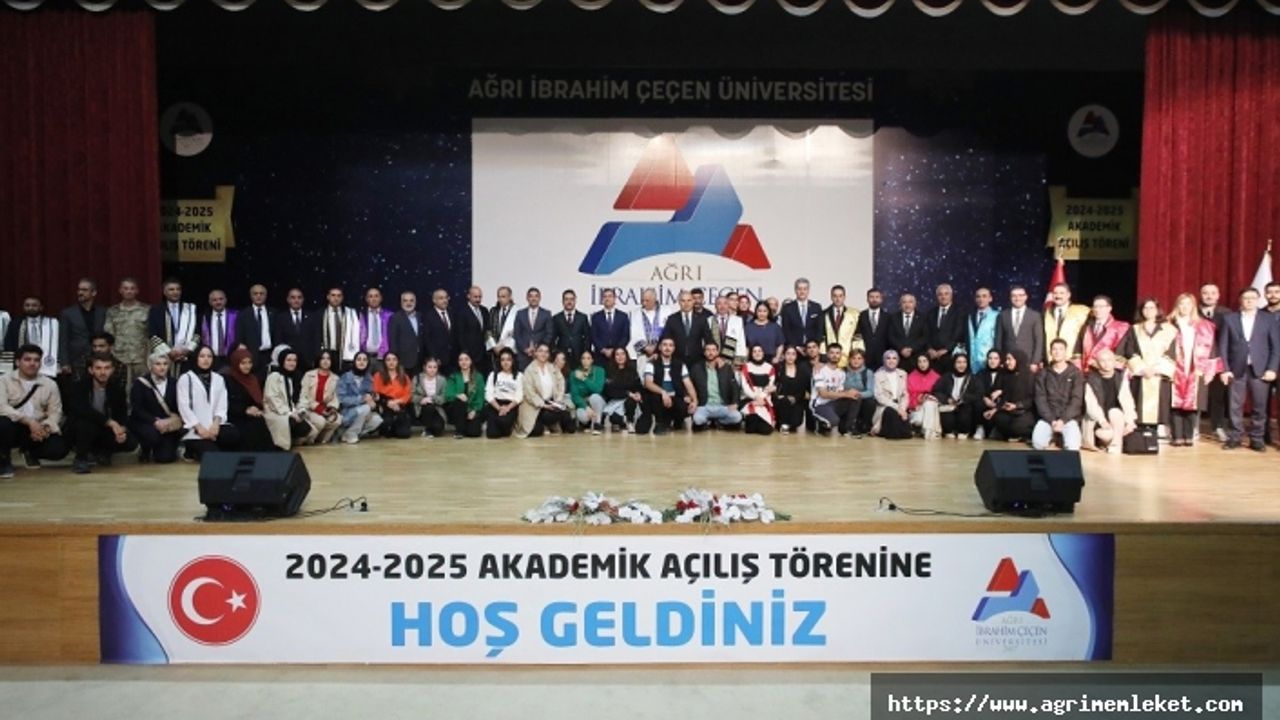 AİÇÜ’de akademik yılı açılış ve fahri doktora tevdi töreni düzenlendi