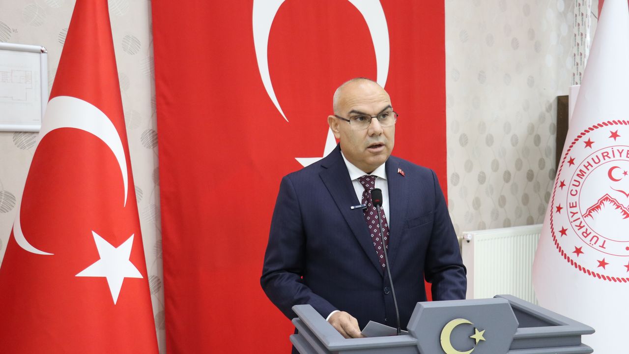 Ağrı, Ardahan ve Kars'ta Cumhuriyet'in 102. yılı dolayısıyla resepsiyon düzenlendi