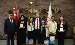 Ağrı Milli Eğitim Müdürü Kökrek, TÜBİTAK şampiyonu olan YBO öğrencilerini ağırladı