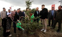 Cumhuriyetimizin 100. Yılı’na Özel Fidanlar AİÇÜ’de Yeşerecek
