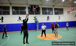 24 Kasım etkinliklerinde şehit öğretmenlere vefa maçı