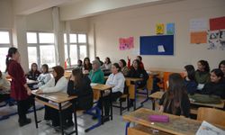 Bitlis'te lise öğrencileri için kariyer günleri etkinliği düzenlendi