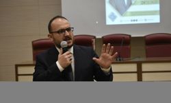 Bitlis'te "Malazgirt'i yeniden keşfetmek" konferansı düzenlendi