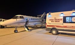 Ağrı'da trafik kazasında yaralanan çocuk ambulans uçakla Ankara'ya nakledildi
