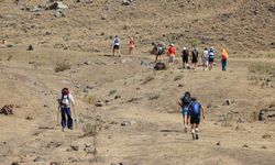 Ultra maratoncular Ağrı Dağı zirvesine koşarak tırmandı