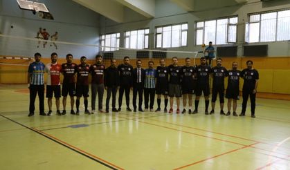 AĞRI İL TARIM VE ORMAN MÜDÜRLÜĞÜ 2.GELENEKSEL VOLEYBOL TURNUVASI ŞAMPİYONU BELLİ OLDU