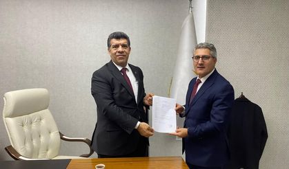 Ağrı’nın Başarılı Bürokratı Belediye Başkan Adaylığı İçin Müracaatını Gerçekleştirdi