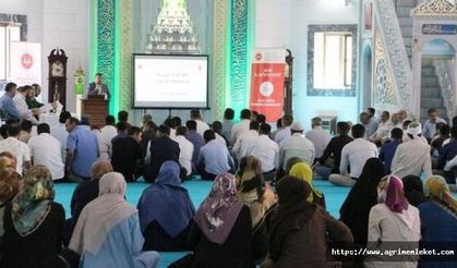 Ağrı Müftülüğü tarafından "Baba Okulu Paneli" düzenledi