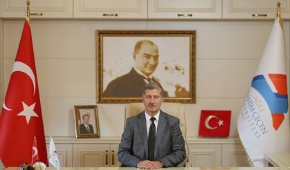 Ağrı İbrahim Çeçen Üniversitesi Rektörü, bilimsel çalışmalarıyla dünyanın en etkili akademisyenleri listesinde