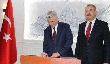 Ticaret Bakanı Bolat, Ağrı Ticaret ve Sanayi Odası'nda konuştu: