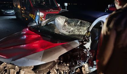 Ağrı'da 2 otomobilin çarpışması sonucu 6 kişi yaralandı