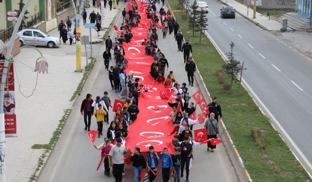 Ağrı'da 'Amatör Spor Haftası' Etkinlikleri Kortej Yürüyüşü ile Başladı