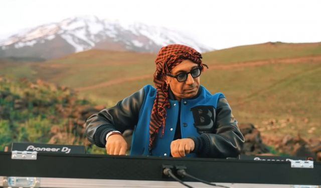 Hikmet Eraslan Ağrı Dağı eteklerinde Kürt kültürünü dijital müzikle harmanladı
