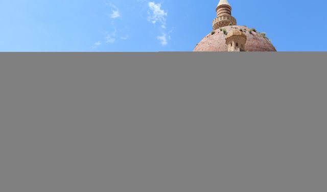 Ağrı'daki İshak Paşa Sarayı geleneksel Türk sanatlarına ev sahipliği yaptı