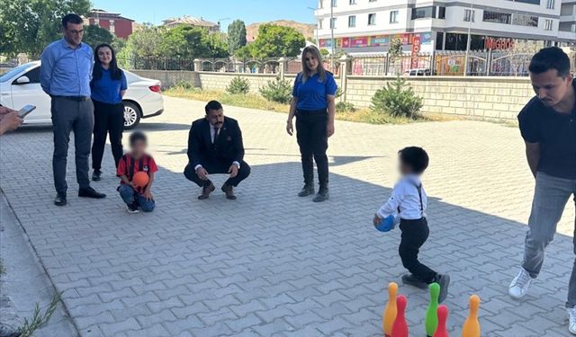 Ağrı'da anneleriyle cezaevinde kalan çocuklar için etkinlik düzenlendi