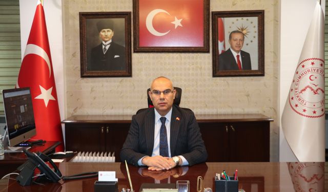 Ağrı Valisi Koç, AA'nın 'Yılın Kareleri' oylamasına katıldı