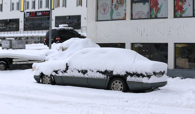 Erzurum, Tunceli, Kars, Ağrı ve Ardahan yeniden karla kaplandı