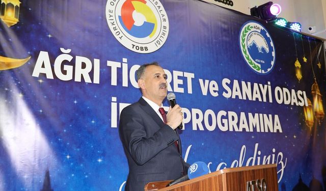 Ağrı Valisi Bozkurt iş insanlarıyla iftarda bir araya geldi