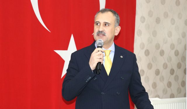 Ağrı Valisi Bozkurt, yetim çocuklar ve aileleriyle iftarda bir araya geldi