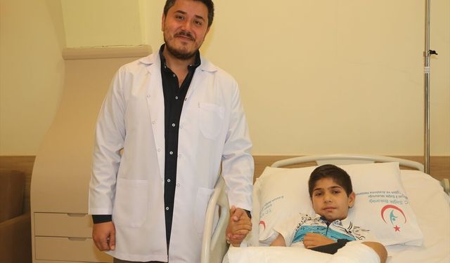 Ayağını kesilmekten kurtaran doktor, Ağrılı Musa'nın hayalini değiştirdi