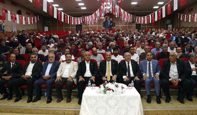 MHP Genel Sekreter Yardımcısı ve İzmir Milletvekili Osmanağaoğlu, Ağrı'da konuştu:
