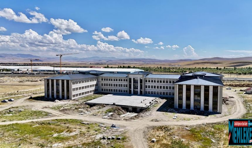 Ağrı İbrahim Çeçen Üniversitesi Tıp Fakültesi Binası Açılış İçin Gün Sayıyor