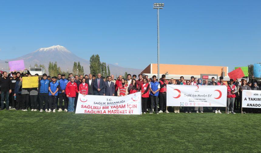 Ağrı'da sağlıklı yaşam yürüyüşü yapıldı