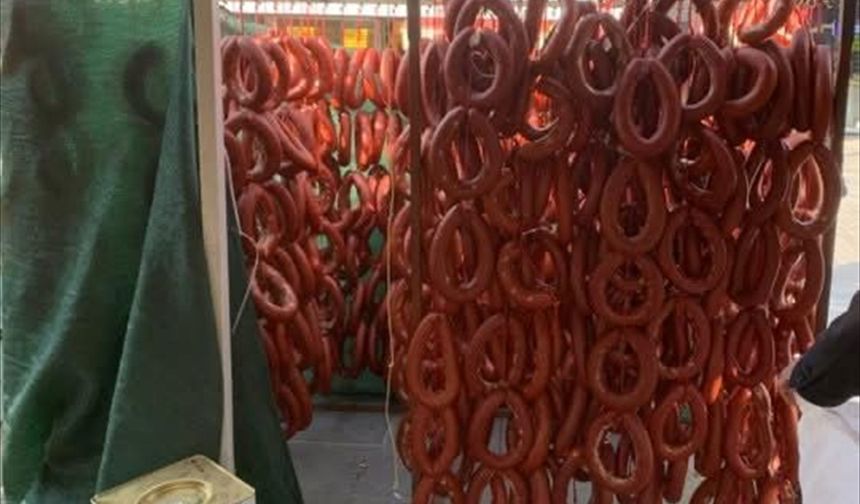 Ağrı'da güvenli olmayan 415 kilogram sucuğa el konuldu