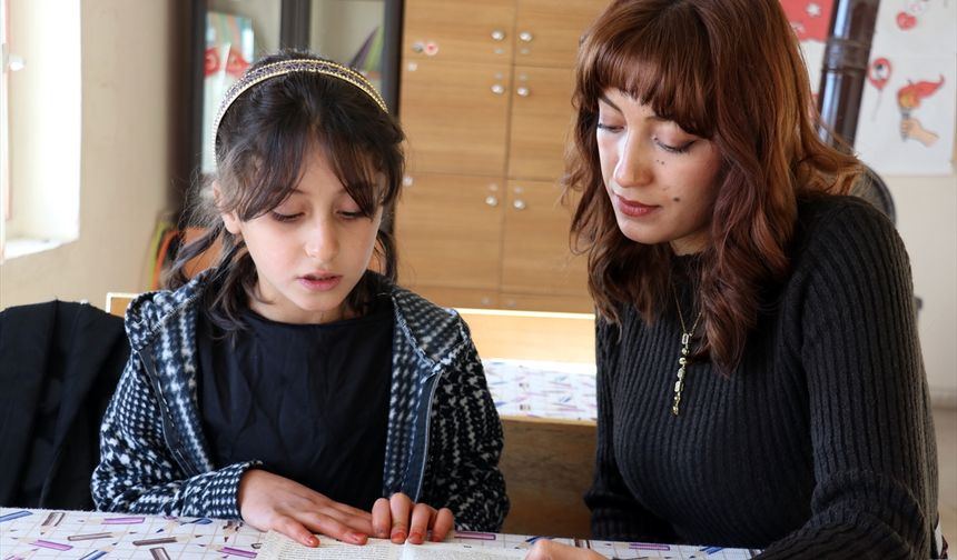Sedanur öğretmenin Ağrı kırsalındaki tek öğrencisiyle sevgi dolu eğitim yolculuğu