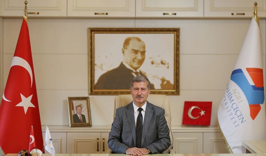 Ağrı İbrahim Çeçen Üniversitesi Rektörü, bilimsel çalışmalarıyla dünyanın en etkili akademisyenleri listesinde