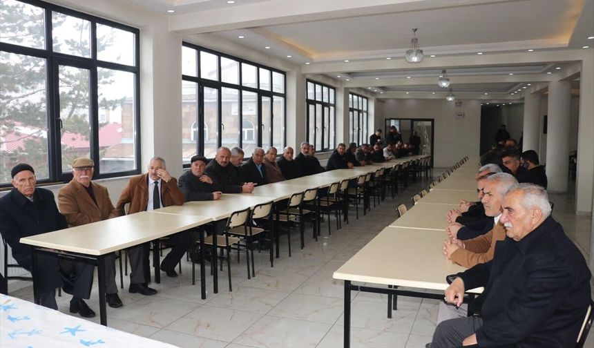 Ağrı'da husumetli iki köy halkı barıştırıldı