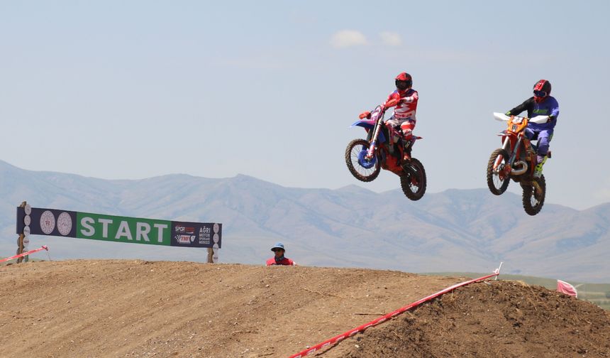 Ağrı'da Türkiye SKIL Enduro ve ATV Şampiyonası heyecanı yaşanıyor